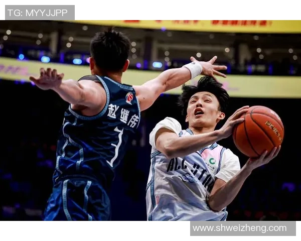 徐杰的篮球之路：从青涩少年到职业赛场的璀璨明星